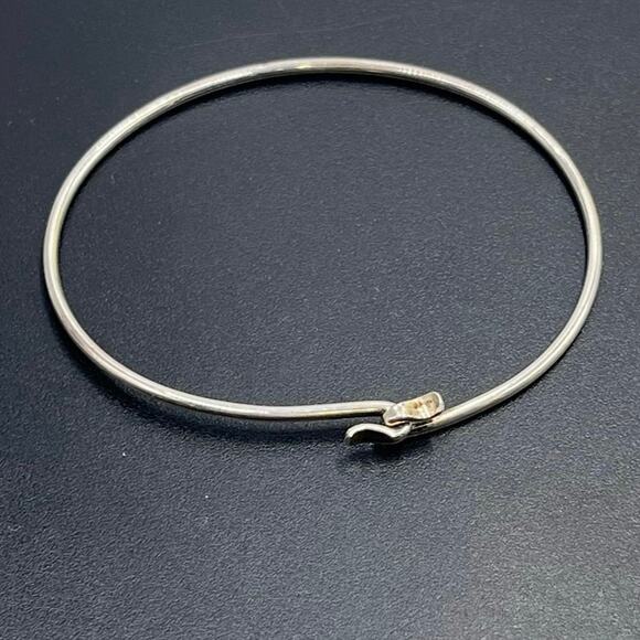 Sterling Silver Designer Signed 925 Hook and Loop Closure Cuff Bracelet - Picture 5 of 8